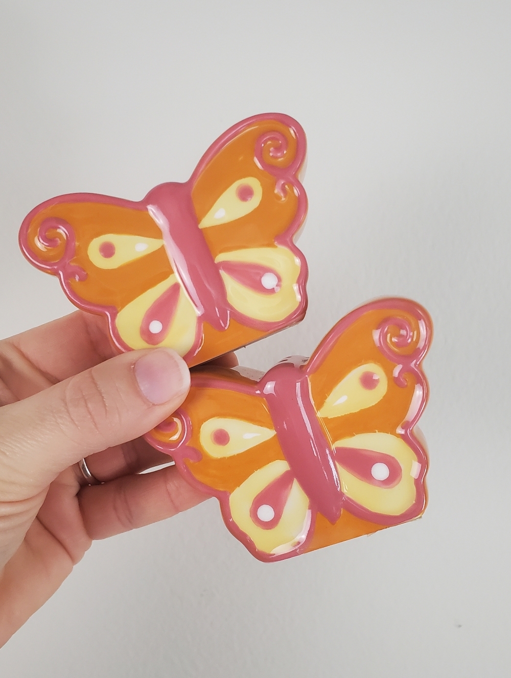 Orange Pink Ceramic Butterfly Salt Pepper Shakers